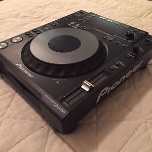 PIONEER CDJ-850-K WITH CASE *EXCELLENT CONDITION*