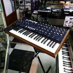 USED Korg Mono/Poly Keyboard Synthesizer