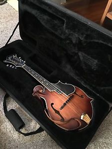 Morgan Monroe F-Style Distressed Mandolin w/ Hard Foam Case
