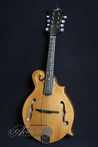 Weber Gallatin F5 mandolin: F style, natural