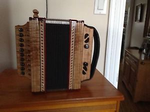 Wonderful 2 voice diatonic accordion in the key of A