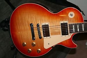 Superbe Gibson Les Paul 120ème anniversaire (Edition limitée Peace)