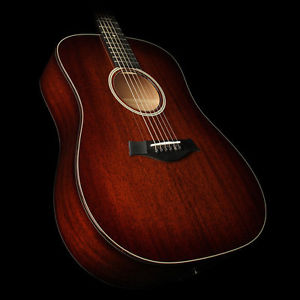 Taylor 520e All-Mahogany Dreadnought Acoustic-Electric Guitar