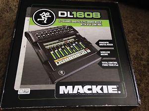 Mackie DL1608 16-channel Digital Live Sound Mixer w/ lPad Control