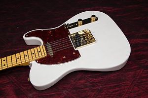 Fender Limited Edition Lightweight Ash Telecaster Electric Guitar 032301