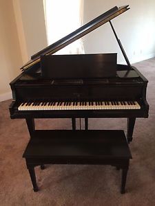 WN Knabe & Co Excellent Condition 1924 Baby Grand