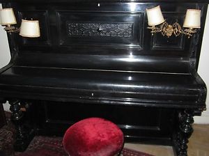 Precioso piano antiguo