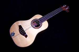 CUSTOM PAHU KANI CONCERT UKULELE / Ukulelefriend.com