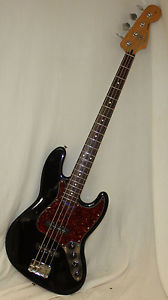 Fender Deluxe Active Jazz Bass - Black (2004)