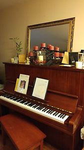 Yamaha Upright Piano - U3 - 864564