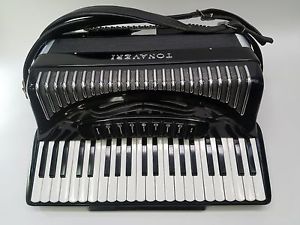 Vintage Tonaveri Model 500 120 Bass Accordion Made in Italy W/ Plush Hard Case