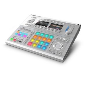 Native Instruments MASCHINE STUDIO White USB MIDI Production Controller
