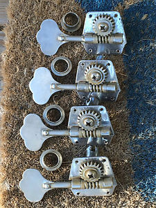 Fender Precision Jazz Bass Tuners w/bushings 1958 (58-63)