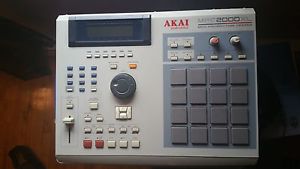 AKAI MPC 2000 XL AUPGRADED