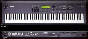 Keyboard Synthesizer Yamaha S90