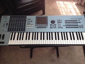 Yamaha MOTIF XS6 61-key Keyboard Synthesizer