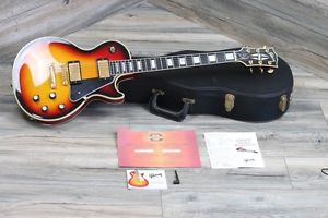 Clean Gibson Les Paul Custom 196