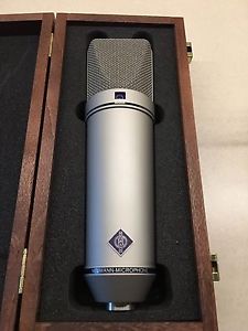 NEUMANN U87 AI PROFESSIONAL STUDIO CONDENSER MIC W/Shockmount Original Case/Box