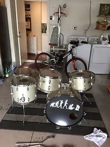 Ludwig 1970s Cream Sparkle