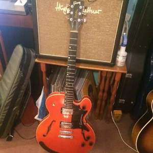 Gibson Chet Atkins Tennessean Good condition EMS Shipping Tracking Number