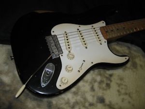 FENDER STRATOCASTER '50s ROAD WORN WITH SOFT BAG