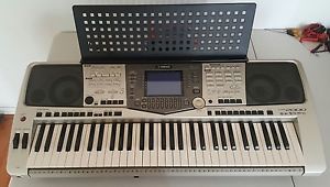 yamaha psr 2000