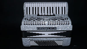 Akkordeon , Fröhlich Händel  / Weltmeister Achat , 72 Bass , Top Zustand