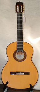 2011 Vicente Sanchis Model 33 Flamenco guitar with gears