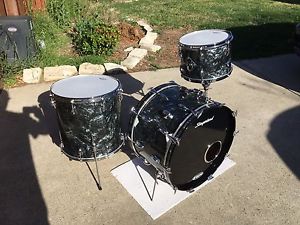 1960's Slingerland Black Diamond Pearl Drum Set-  22-13-16 Great Players!!