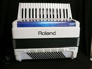 roland FR-2 digital piano accordion white color