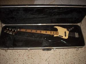 1973/74 players Fender jazz bass WHSC mostly original refin no reserve USA made.
