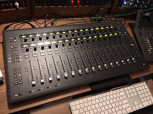 Avid S3 Control Surface - Audio Interface with Preamps