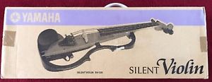 YAMAHA SV-120 4/4 Electric Silent Violin,almost unused Immaculate RRP £749