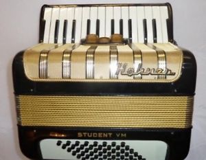 Hohner Student VM 48 Bass Accordion