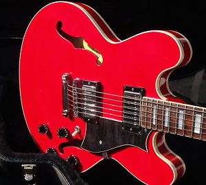 The Heritage H535 Cherry Flamed Maple Body Sweet Sound Semi-Hollowbody