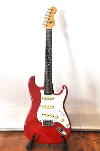 Fender Strat Japan M.I.J. 1988 Vintage Dakota Red. Original collectable classic!