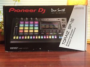 Pioneer DJ Toraiz SP-16 Professional Sampler
