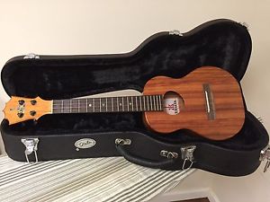 KoAloha Tenor Koa Ukulele  & HARD CASE