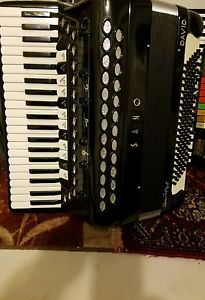 accordion sano stereo 50 /4/5/hand made reeds double tone chamber ex condition
