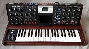 Moog Minimoog Voyager Select Series Mahogany Lunar Lighting