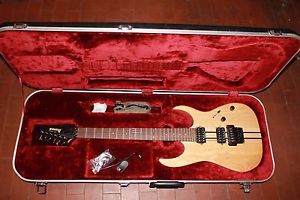 Chitarra Ibanez RG 220 A