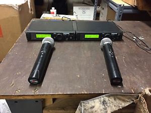 SHURE ULXP4. with SM58 microphones 2 wireless systems G3 And J1