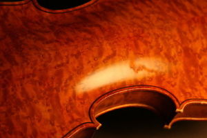 A FANTASTIC OLD ANTIQUE BIRDSEYE MAPLE GERMAN VIOLIN MADE CIRCA 1900. STUNNING.