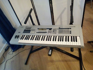 Yamaha MO6 motif