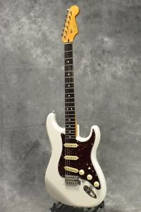 Squier by Fender Classic Vibe ’60s Stratocaster Olympic White/456