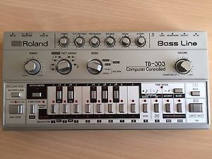 Roland TB-303 in excellent condition + Kenton D-Sync