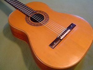 VV: EXTREMELY RARE Barthell 1A Classical guitar, HSC, AMAZING SOUND, low action