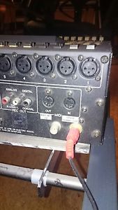 Yamaha Pro-Mix 01 Spezialanfertigung, Realtime Samplerate Conversion - AES/EBU