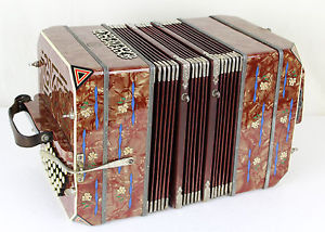 Bandoneon/Bandonion Alfred Arnold (AA),144 tons Einheitsgriffweise mit Koffer