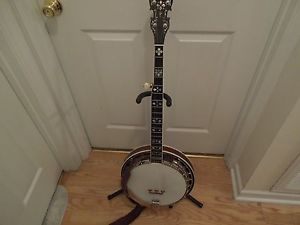 Alvarez Banjo Silver Belle With Hard Carrying Case